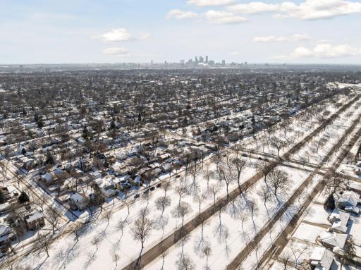 Minneapolis, MN 55412