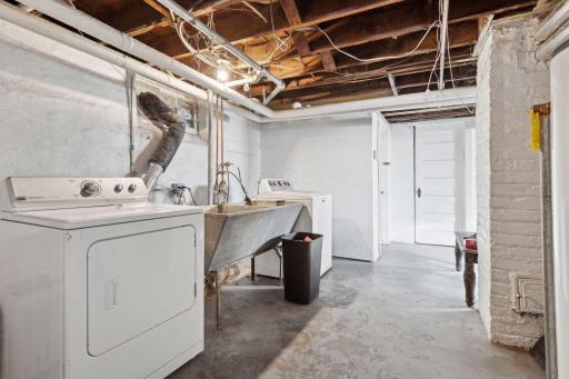 Minneapolis, MN 55412