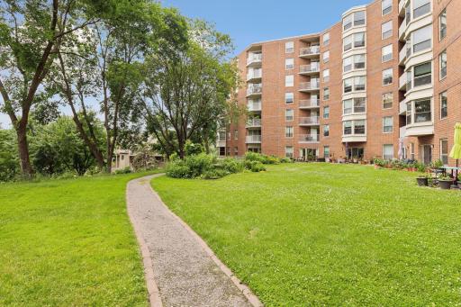 1425 W 28th Street, 321, Minneapolis, MN 55408
