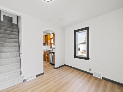 442 Gentry Avenue N, Saint Paul, MN 55128
