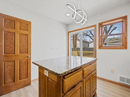 442 Gentry Avenue N, Saint Paul, MN 55128