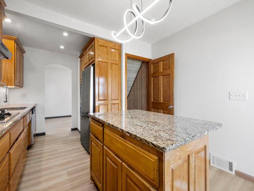 442 Gentry Avenue N, Saint Paul, MN 55128
