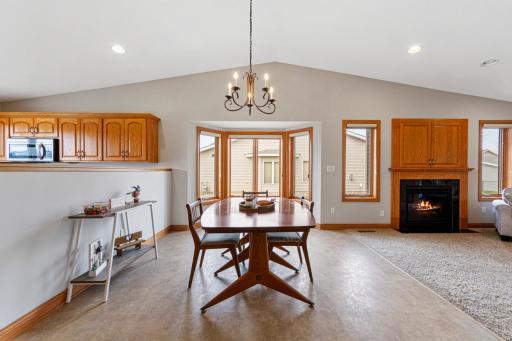 732 Escalade Lane SE, Owatonna, MN 55060