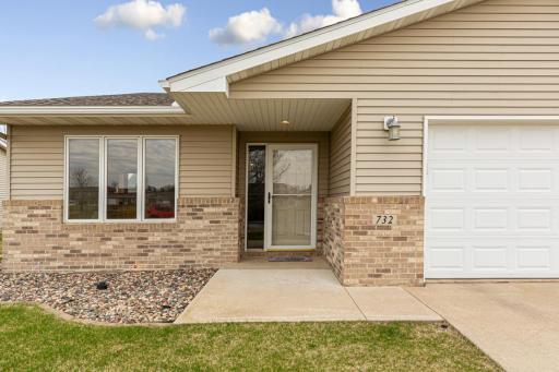 732 Escalade Lane SE, Owatonna, MN 55060