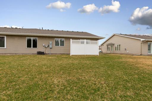 732 Escalade Lane SE, Owatonna, MN 55060