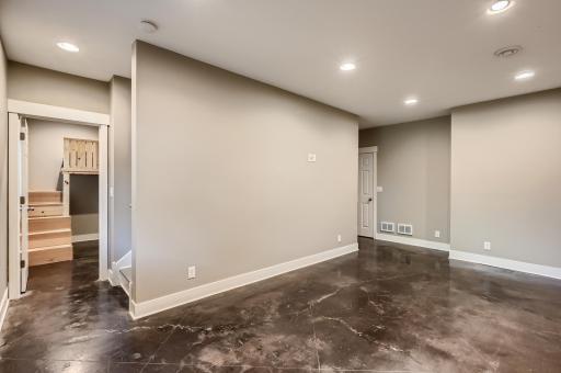 1003 Sibley Street, Hastings, MN 55033