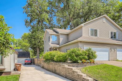 1003 Sibley Street, Hastings, MN 55033