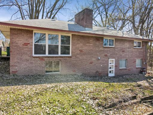 9234 W 22nd Street, Minneapolis, MN 55426