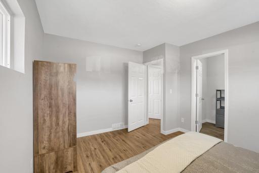 9234 W 22nd Street, Minneapolis, MN 55426