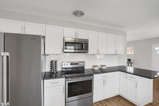 9234 W 22nd Street, Minneapolis, MN 55426