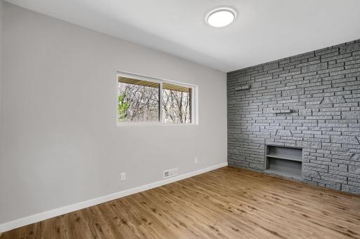 9234 W 22nd Street, Minneapolis, MN 55426