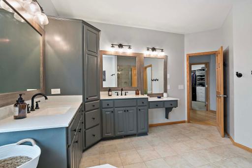 3732 Jeffers Court NW, Prior Lake, MN 55372