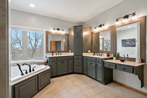 3732 Jeffers Court NW, Prior Lake, MN 55372