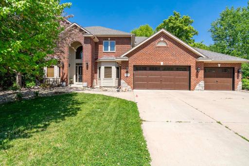 3732 Jeffers Court NW Prior Lake MN_0002.jpg