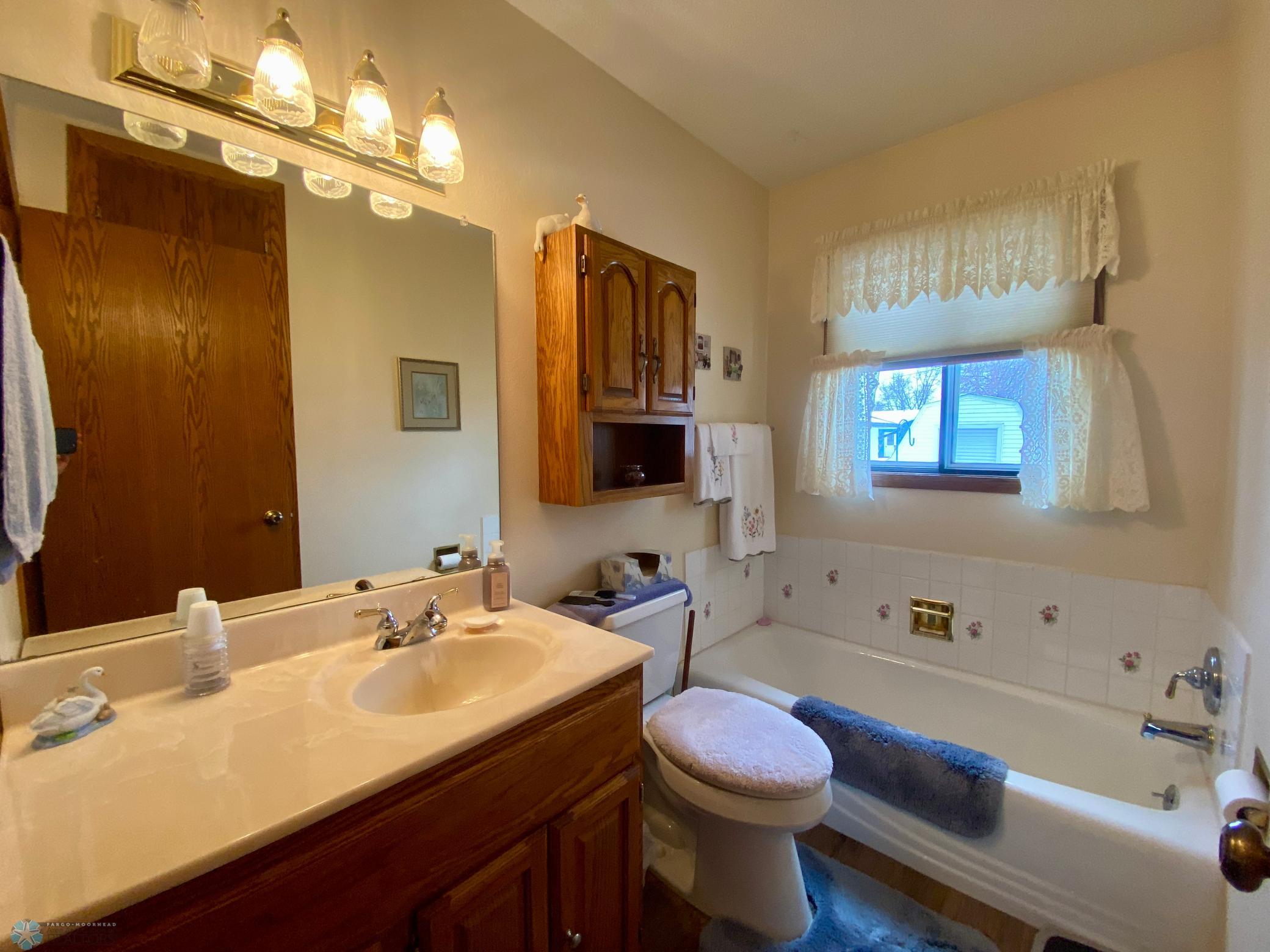 full bath