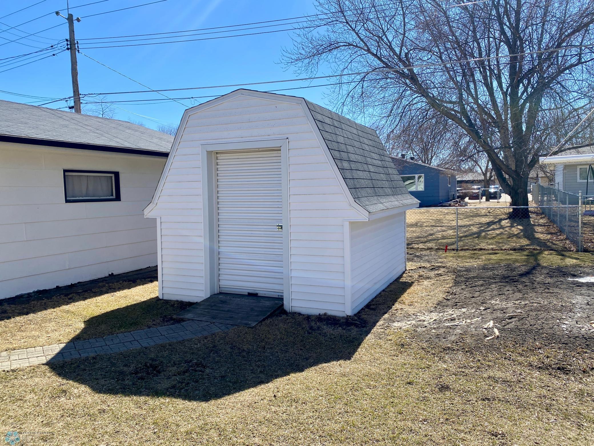 shed