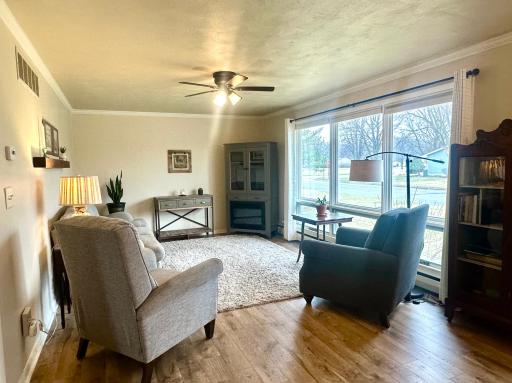 302 3rd Street N, Rose Creek, MN 55970