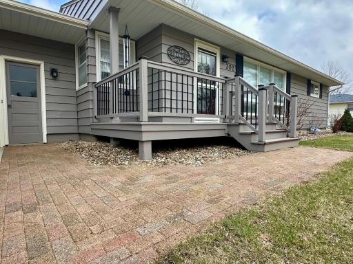 302 3rd Street N, Rose Creek, MN 55970