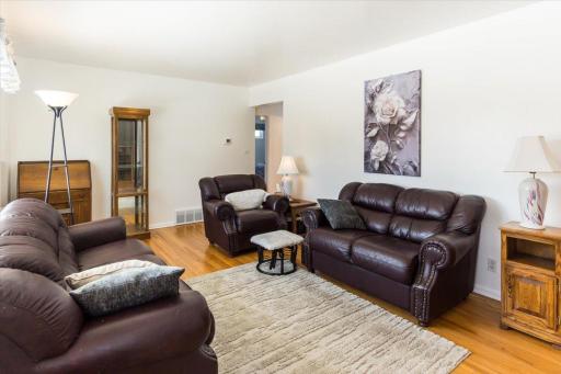 3635 73rd Court E, Inver Grove Heights, MN 55076