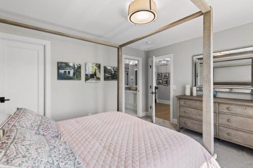 10072 Gristmill Ridge, Eden Prairie, MN 55347
