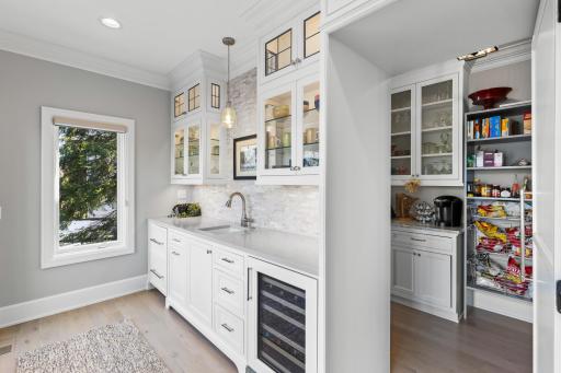 10072 Gristmill Ridge, Eden Prairie, MN 55347