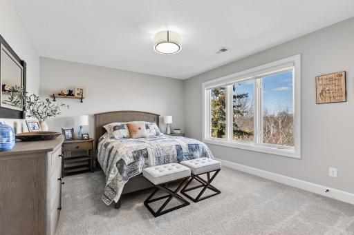 10072 Gristmill Ridge, Eden Prairie, MN 55347