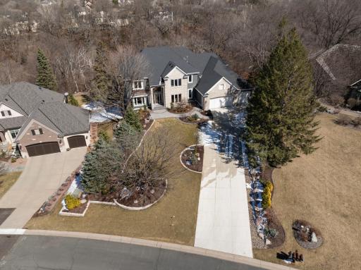 10072 Gristmill Ridge, Eden Prairie, MN 55347