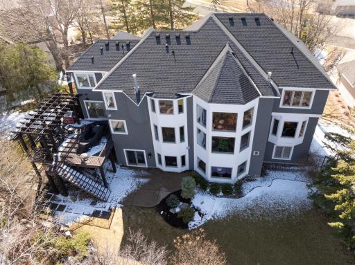 10072 Gristmill Ridge, Eden Prairie, MN 55347