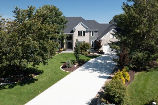 10072 Gristmill Ridge, Eden Prairie, MN 55347