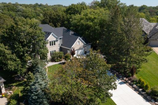 10072 Gristmill Ridge, Eden Prairie, MN 55347