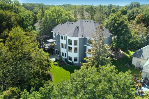 10072 Gristmill Ridge, Eden Prairie, MN 55347