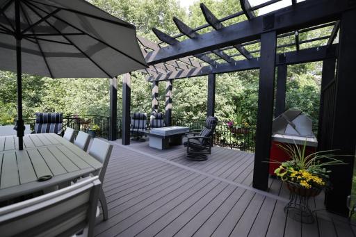 10072 Gristmill Ridge, Eden Prairie, MN 55347