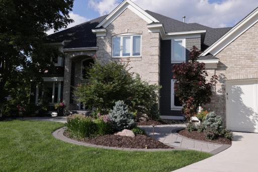 10072 Gristmill Ridge, Eden Prairie, MN 55347
