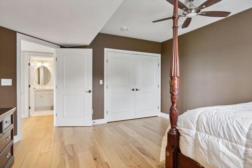 264 Saint Annes Parkway, Hudson, WI 54016