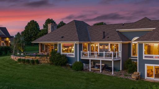 264 Saint Annes Parkway, Hudson, WI 54016