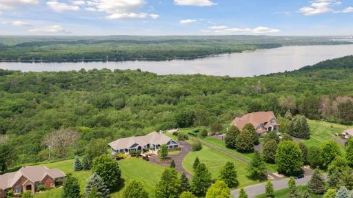 264 Saint Annes Parkway, Hudson, WI 54016
