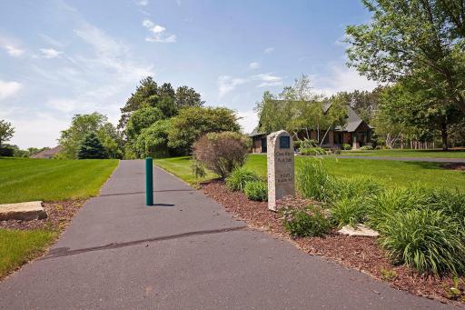 264 Saint Annes Parkway, Hudson, WI 54016