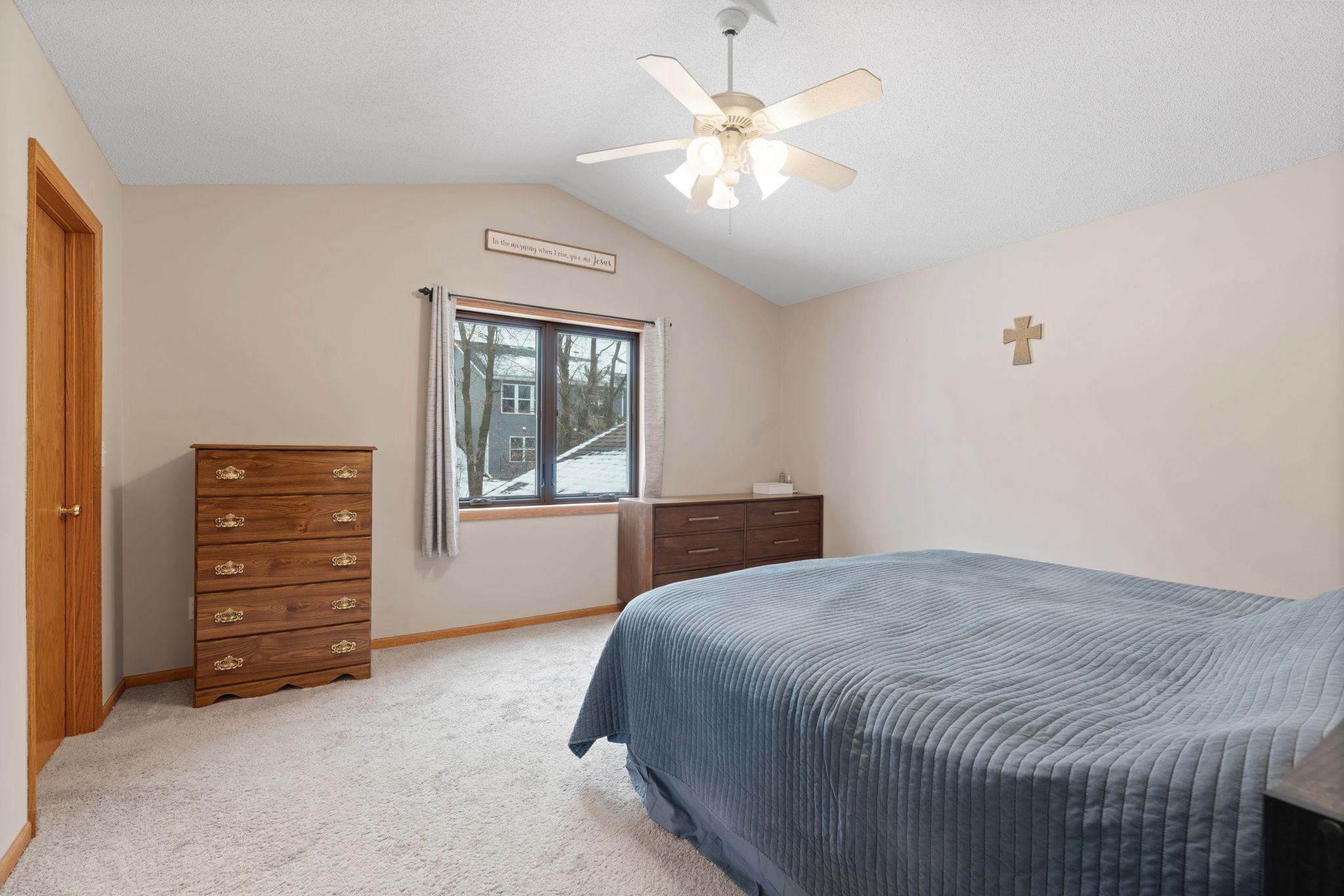 49-web-or-mls-13805 57th Ave-49.jpg