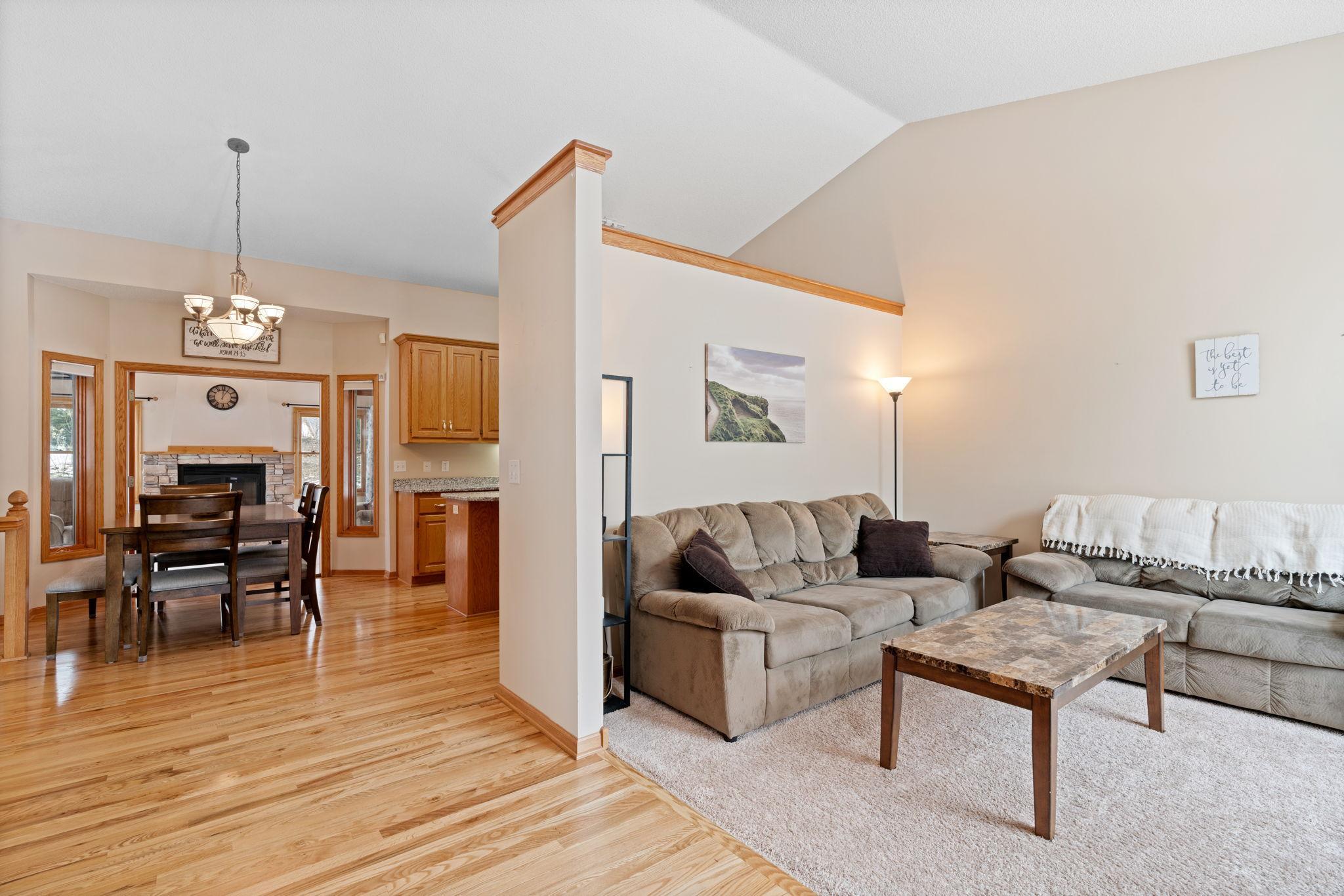 26-web-or-mls-13805 57th Ave-26.jpg