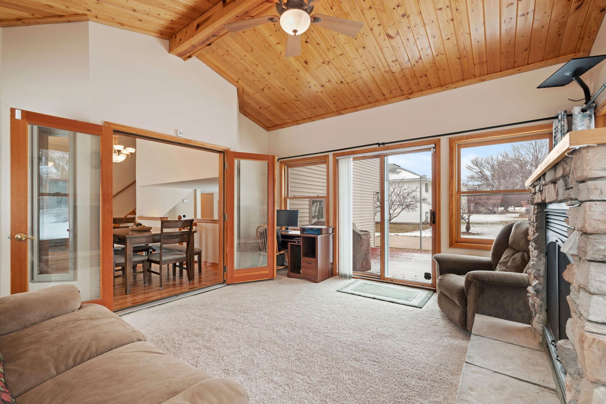 37-web-or-mls-13805 57th Ave-37.jpg