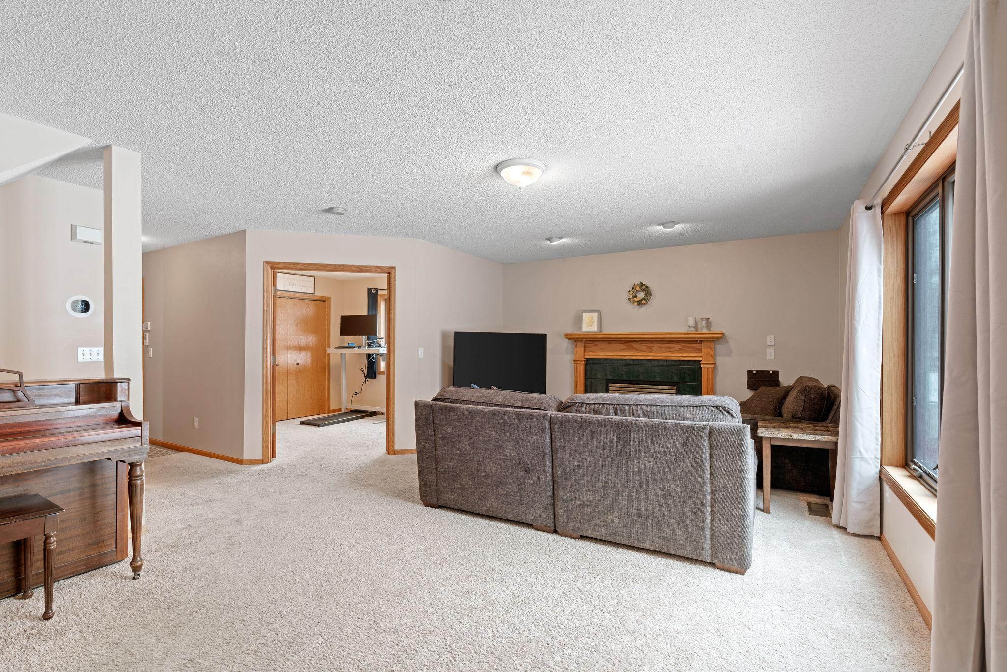 39-web-or-mls-13805 57th Ave-39.jpg