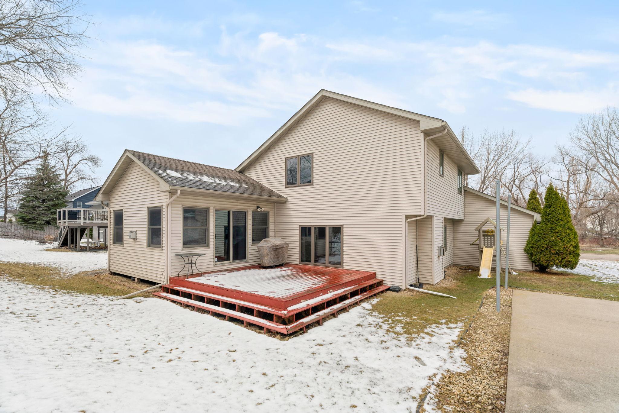 8-web-or-mls-13805 57th Ave-8.jpg