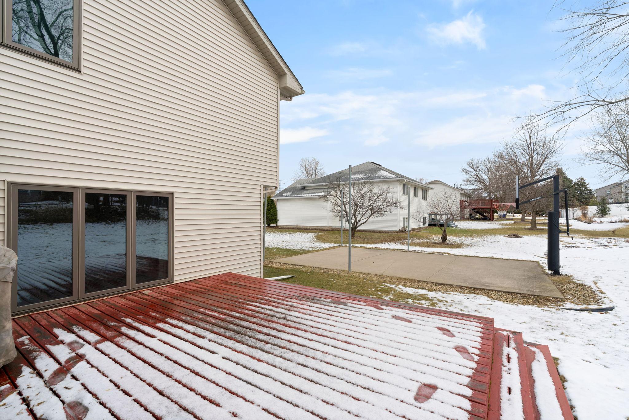 11-web-or-mls-13805 57th Ave-11.jpg
