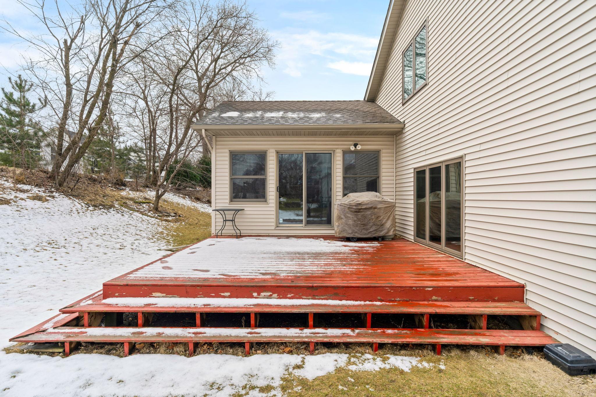 9-web-or-mls-13805 57th Ave-9.jpg