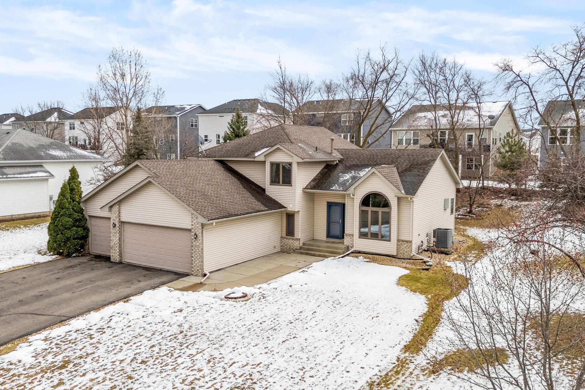 14-web-or-mls-13805 57th Ave-14.jpg