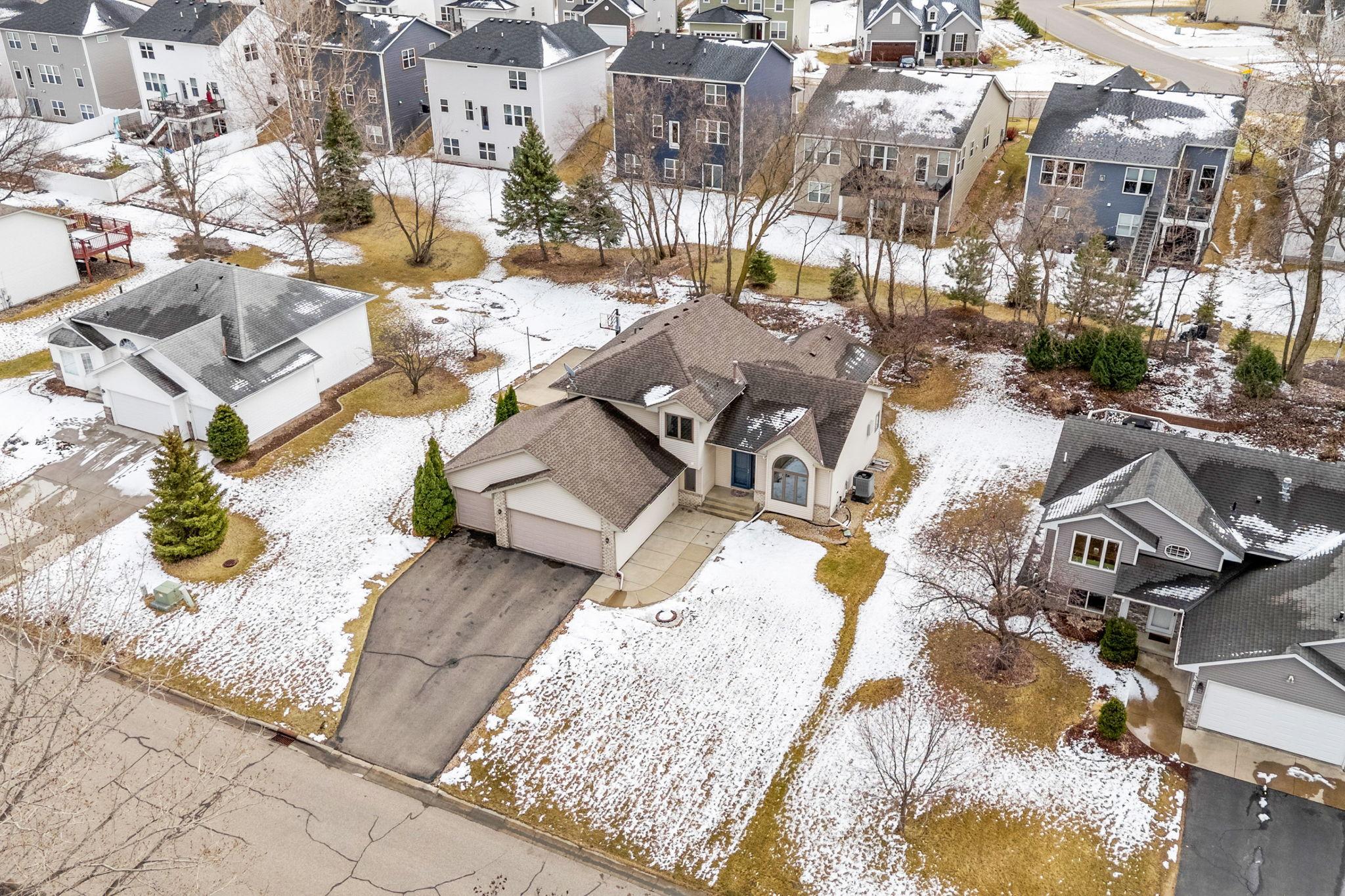 15-web-or-mls-13805 57th Ave-15.jpg