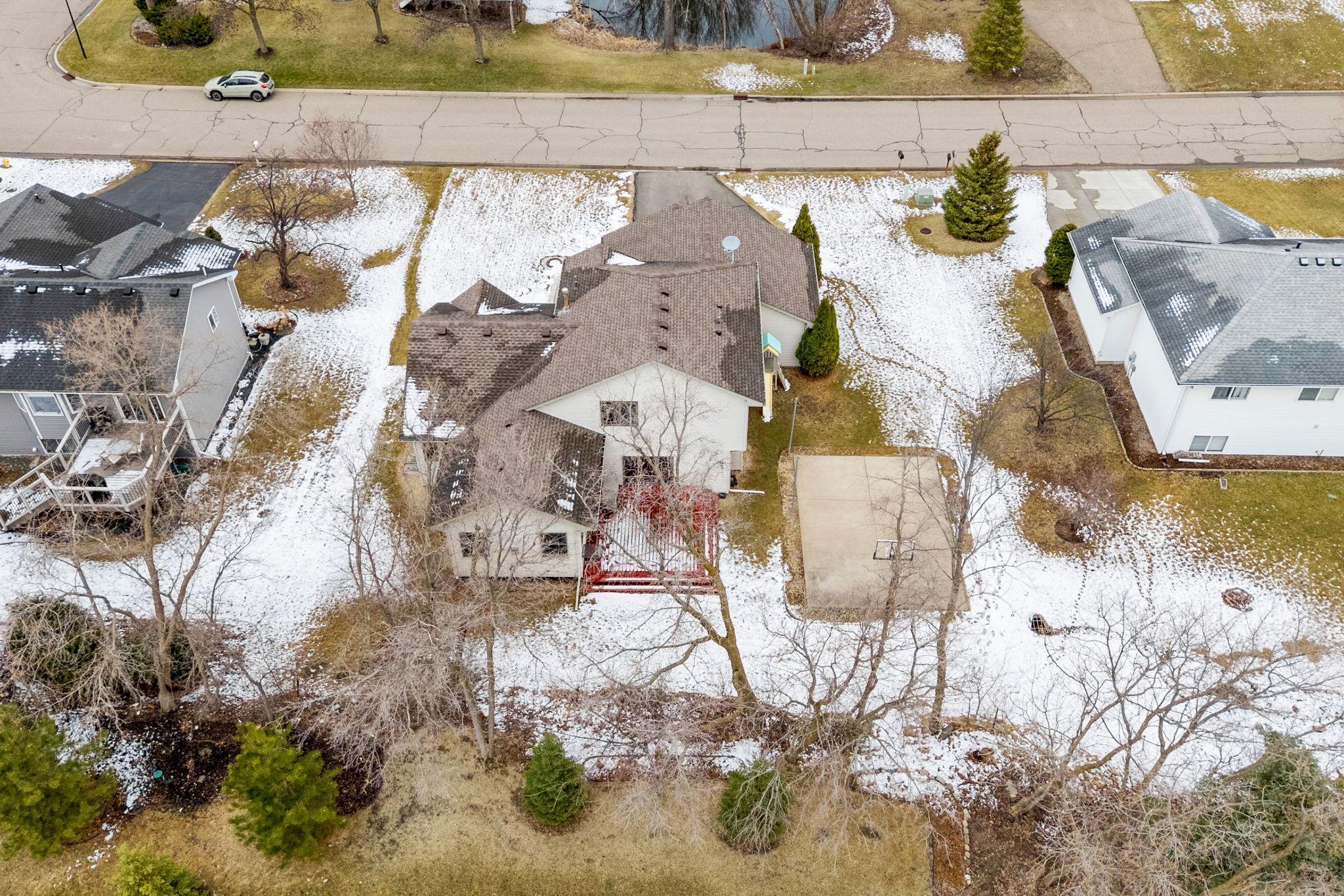 20-web-or-mls-13805 57th Ave-20.jpg