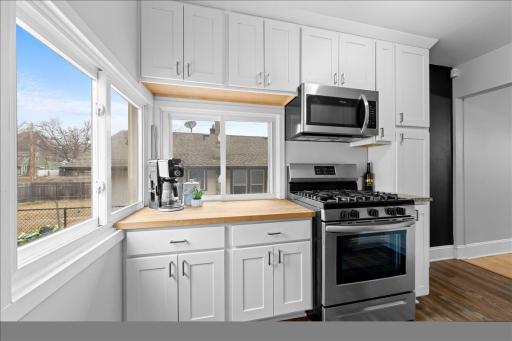 210 15th Avenue S, South Saint Paul, MN 55075