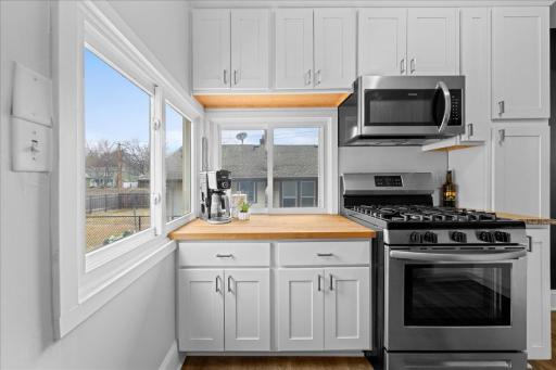 210 15th Avenue S, South Saint Paul, MN 55075