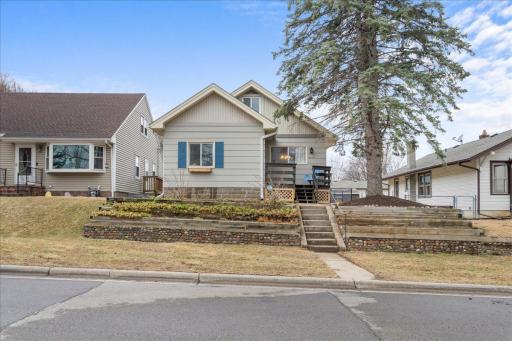 210 15th Avenue S, South Saint Paul, MN 55075